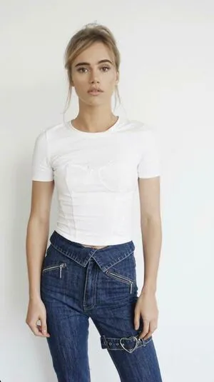 Suki Waterhouse OnlyFans Leaked Free Thumbnail Picture - #UnRENH07nn