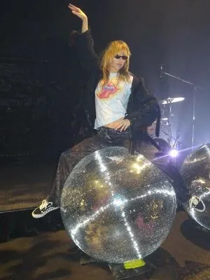 Suki Waterhouse OnlyFans Leaked Free Thumbnail Picture - #XdcghSTTR4