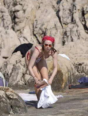 Suki Waterhouse OnlyFans Leaked Free Thumbnail Picture - #aOpBzwqTWE