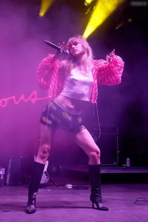Suki Waterhouse OnlyFans Leaked Free Thumbnail Picture - #nkwIROogMa