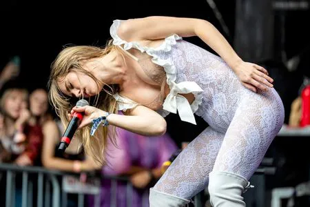 Suki Waterhouse OnlyFans Leaked Free Thumbnail Picture - #oZvpRx67PW