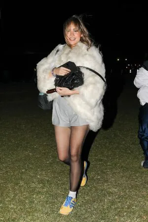 Suki Waterhouse OnlyFans Leaked Free Thumbnail Picture - #pMOTco5yFV
