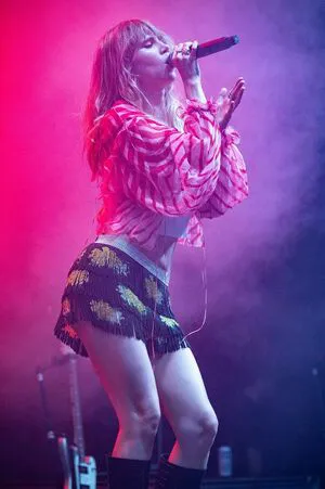 Suki Waterhouse OnlyFans Leaked Free Thumbnail Picture - #sl4kkARQDT
