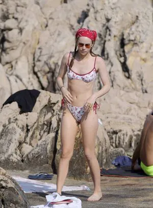 Suki Waterhouse OnlyFans Leaked Free Thumbnail Picture - #tBq4zz94DF