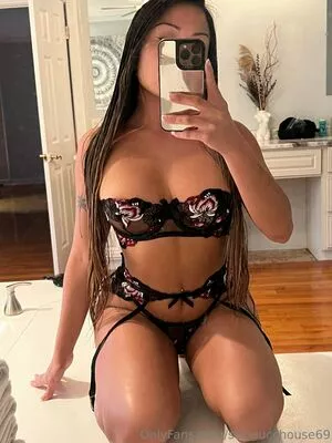 Sukisucchouse69 OnlyFans Leaked Free Thumbnail Picture - #1Qf4S7tPwS
