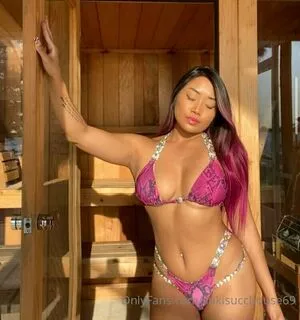 Sukisucchouse69 OnlyFans Leaked Free Thumbnail Picture - #6W89JUsils