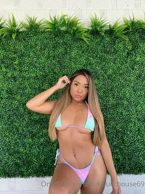 Sukisucchouse69 OnlyFans Leaked Free Thumbnail Picture - #aXykGVc7A1
