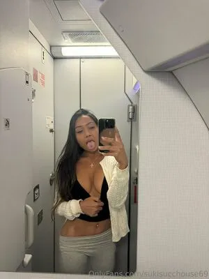 Sukisucchouse69 OnlyFans Leaked Free Thumbnail Picture - #c5my1BXmq0