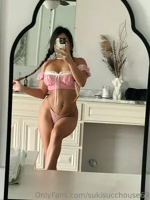 Sukisucchouse69 OnlyFans Leaked Free Thumbnail Picture - #fpvjoGb1eo