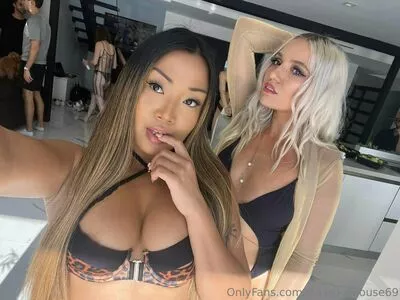 Sukisucchouse69 OnlyFans Leaked Free Thumbnail Picture - #pAKFTpMdbN
