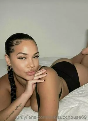 Sukisucchouse69 OnlyFans Leaked Free Thumbnail Picture - #pxXnBRBZ8R