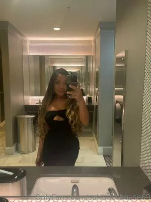 Sukisucchouse69 OnlyFans Leaked Free Thumbnail Picture - #qsoZ728qFM