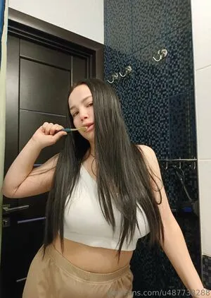 Sulsophie OnlyFans Leaked Free Thumbnail Picture - #2YIiKjDln3