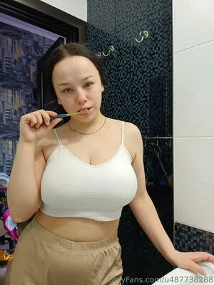 Sulsophie OnlyFans Leaked Free Thumbnail Picture - #8JpaID8asO