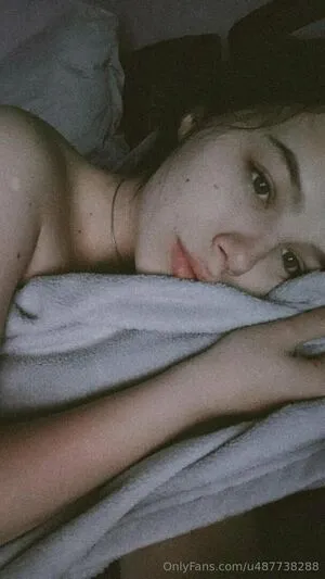 Sulsophie OnlyFans Leaked Free Thumbnail Picture - #MytFfmJ940