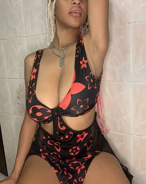 Sultryaphodite OnlyFans Leaked Free Thumbnail Picture - #W6UQadr21N