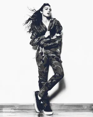 Summer Bishil OnlyFans Leaked Free Thumbnail Picture - #0jXGI8iQVv