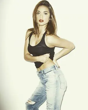 Summer Bishil OnlyFans Leaked Free Thumbnail Picture - #K9Twh3PxG8