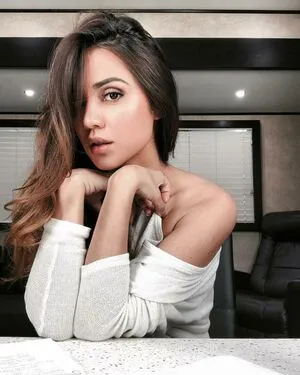 Summer Bishil OnlyFans Leaked Free Thumbnail Picture - #M4epR5yxaW