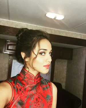 Summer Bishil OnlyFans Leaked Free Thumbnail Picture - #jpmfejbwSV