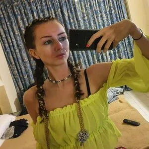 Summer Siempre OnlyFans Leaked Free Thumbnail Picture - #Midog2A4Fk