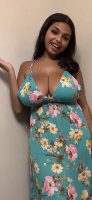 Summer T OnlyFans Leaked Free Thumbnail Picture - #R51A58tARa