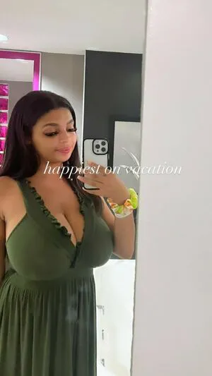 Summer T OnlyFans Leaked Free Thumbnail Picture - #aB67LMefso