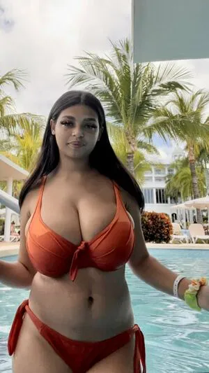 Summer T OnlyFans Leaked Free Thumbnail Picture - #iPON4A1vhj