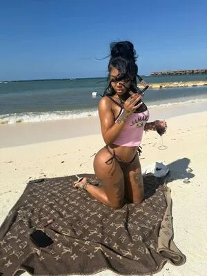 Summer Walker OnlyFans Leaked Free Thumbnail Picture - #4rlc3a1JuG