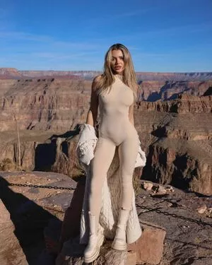 SUMMERLOVESUMMER OnlyFans Leaked Free Thumbnail Picture - #YvjOFbt4q8