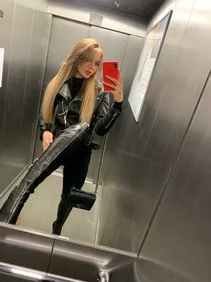 SUMMERLOVESUMMER OnlyFans Leaked Free Thumbnail Picture - #dpQih5gj07