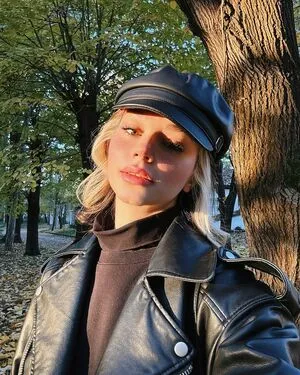 Sumruozdenn OnlyFans Leaked Free Thumbnail Picture - #eJjjzsNeg9