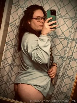 Sunflowerbabe2297 OnlyFans Leaked Free Thumbnail Picture - #Z9WpD4NtTn