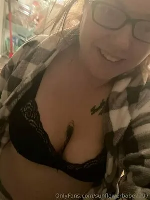 Sunflowerbabe2297 OnlyFans Leaked Free Thumbnail Picture - #cAYRYABW33