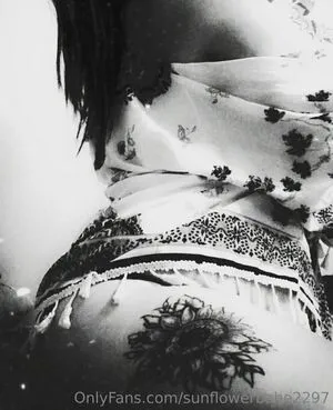 Sunflowerbabe2297 OnlyFans Leaked Free Thumbnail Picture - #vnlZDBS7Ee