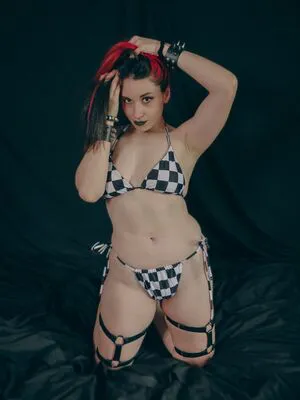 Sunfyretv OnlyFans Leaked Free Thumbnail Picture - #sEzTzp4fle