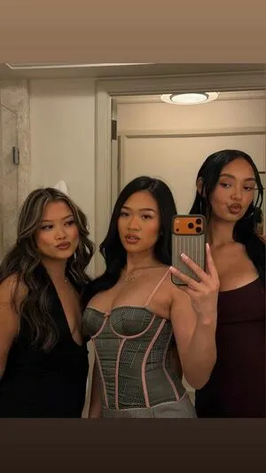 Suni Lee OnlyFans Leaked Free Thumbnail Picture - #PkUdoDKSpu