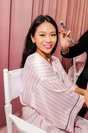 Suni Lee OnlyFans Leaked Free Thumbnail Picture - #VQUfbE2dYD