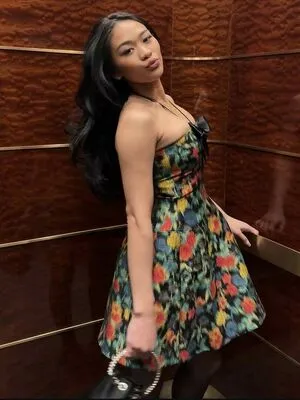Suni Lee OnlyFans Leaked Free Thumbnail Picture - #Z8ycT5hORo