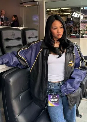 Suni Lee OnlyFans Leaked Free Thumbnail Picture - #oV7wLHbDt1