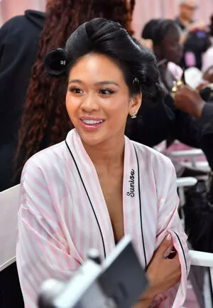 Suni Lee OnlyFans Leaked Free Thumbnail Picture - #phGnMMA5oN