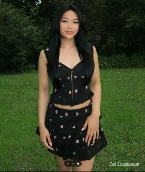 Suni Lee OnlyFans Leaked Free Thumbnail Picture - #rFGJQg46MN