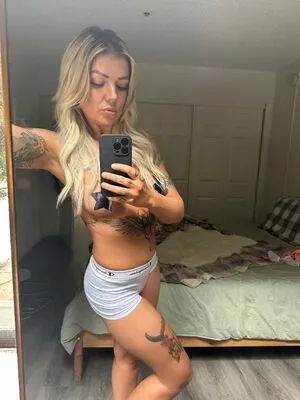 Sunnie Snow OnlyFans Leaked Free Thumbnail Picture - #5K3J8aFBMv