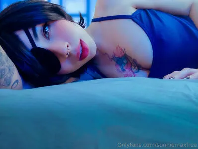 Sunniemaxfree OnlyFans Leaked Free Thumbnail Picture - #e1YDMy3Cpi