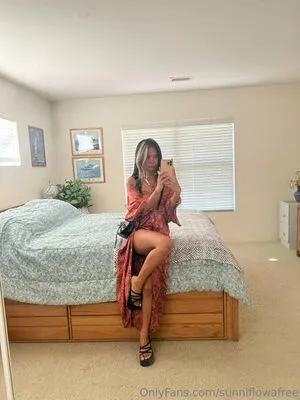 Sunniflowafree OnlyFans Leaked Free Thumbnail Picture - #2Ggm85QvS4