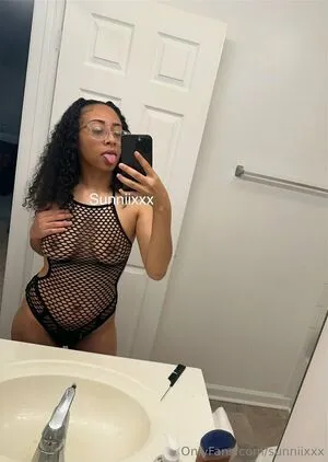 Sunniixxx OnlyFans Leaked Free Thumbnail Picture - #fidFzMP9gT