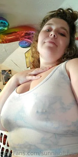 Sunnisoftbodystoner OnlyFans Leaked Free Thumbnail Picture - #0XffrIPV8P