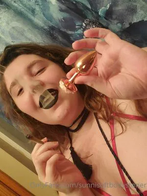 Sunnisoftbodystoner OnlyFans Leaked Free Thumbnail Picture - #2ymyrdLeeW