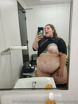 Sunnisoftbodystoner OnlyFans Leaked Free Thumbnail Picture - #9Tkpn1YII0