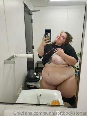 Sunnisoftbodystoner OnlyFans Leaked Free Thumbnail Picture - #BnAhZT2ogS
